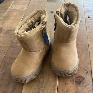 Fur lined boots toddler size 6